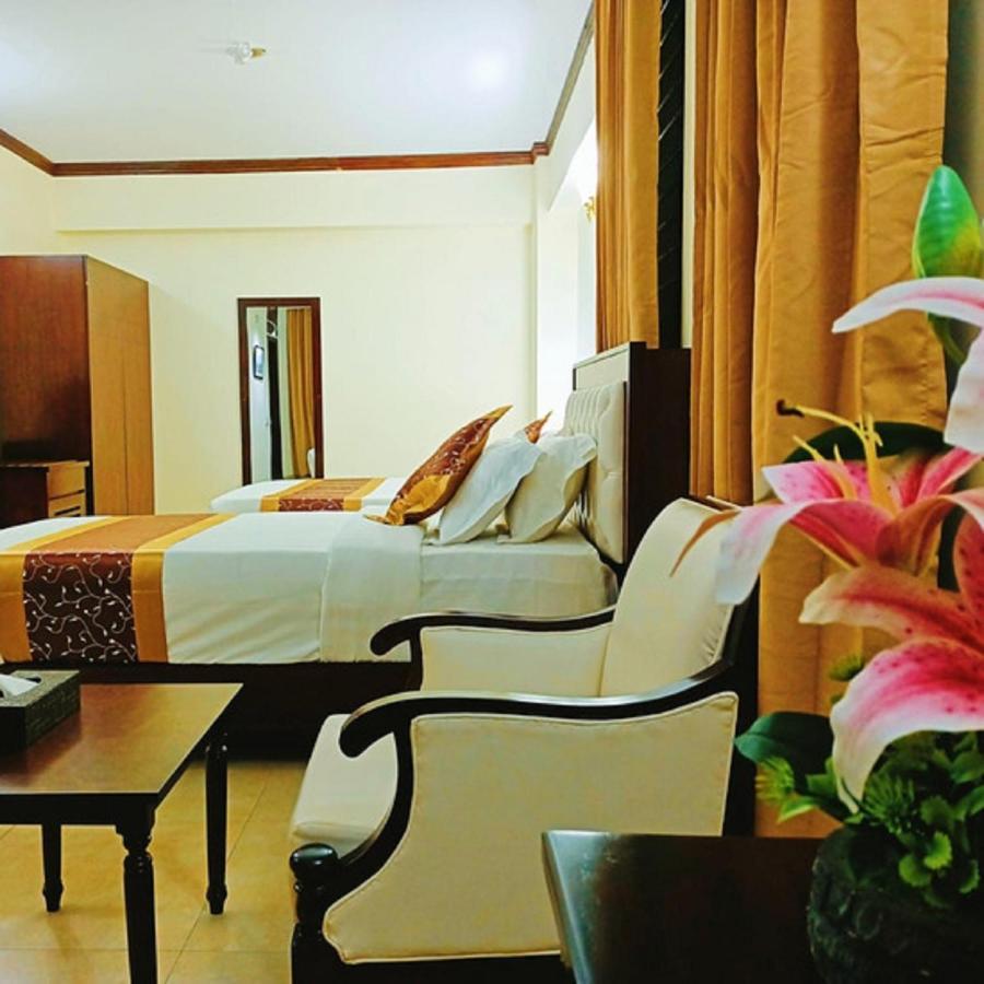 Hotel Crystal Rose - Sylhet Exterior foto